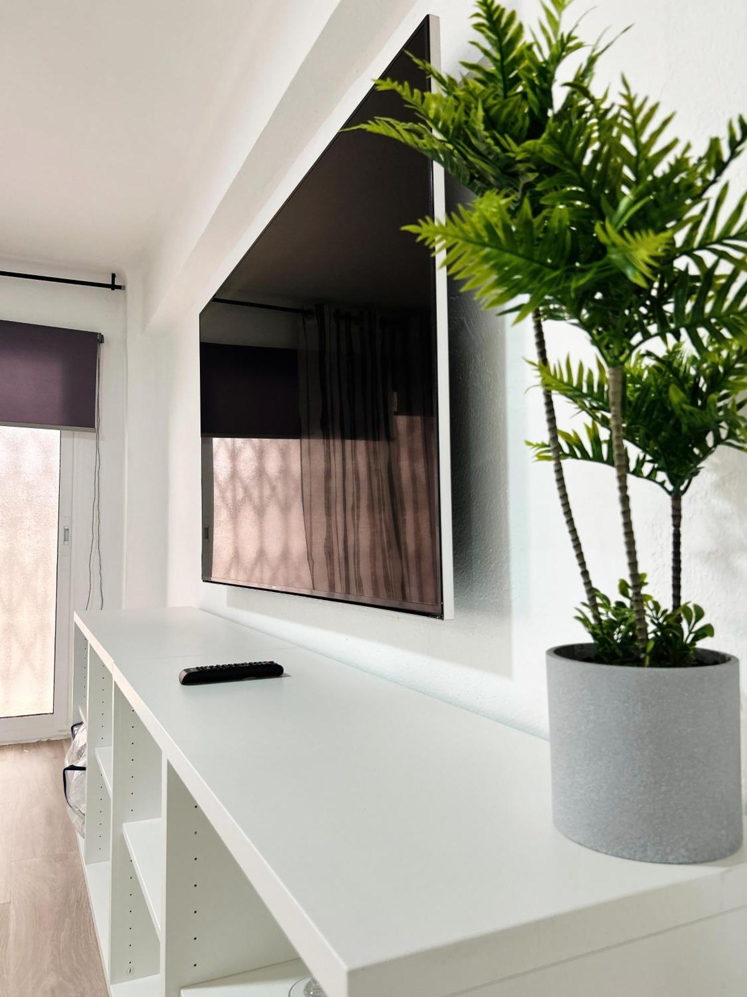 Pura Vida Apartment Torremolinos Luaran gambar