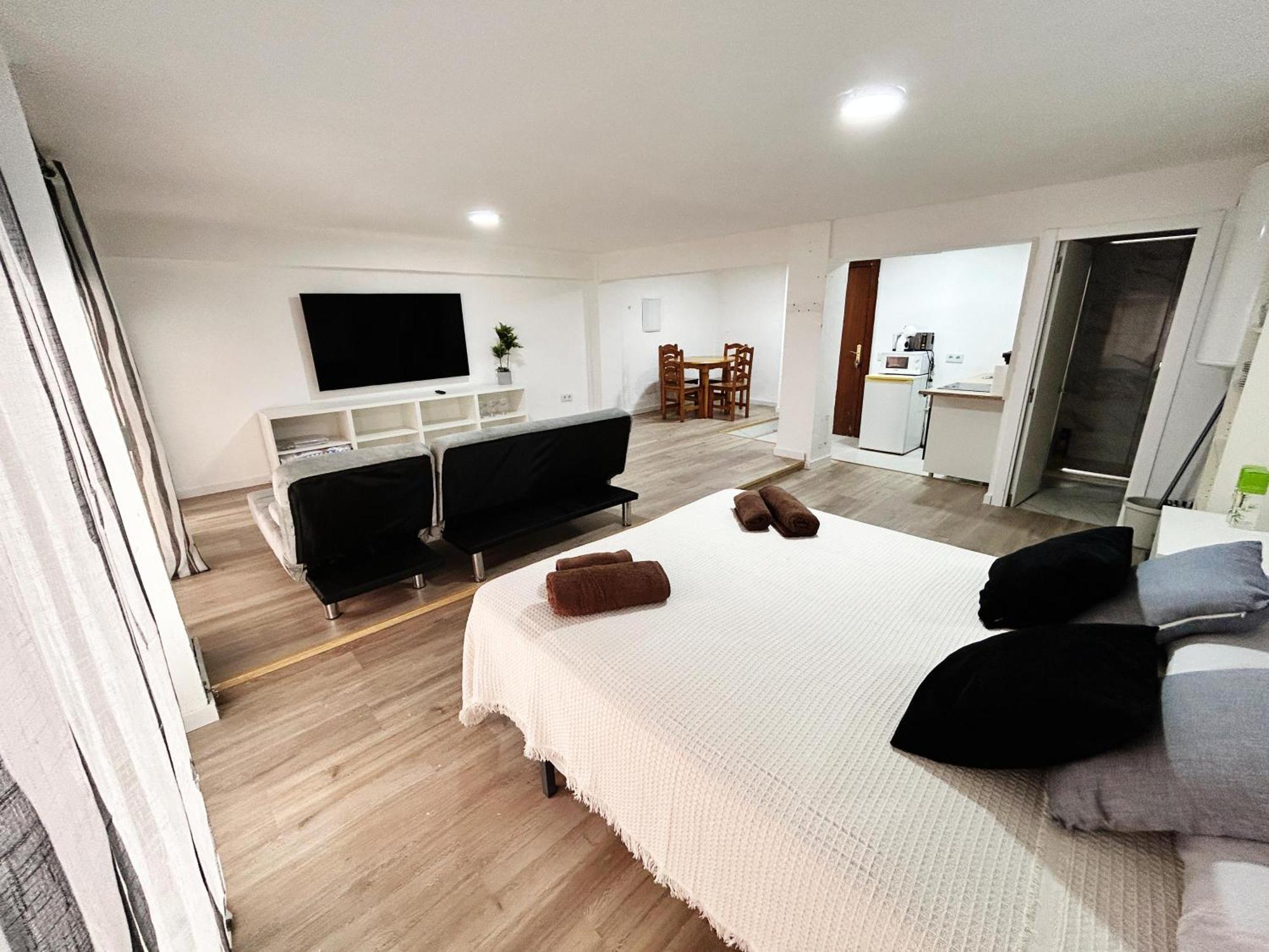 Pura Vida Apartment Torremolinos Luaran gambar